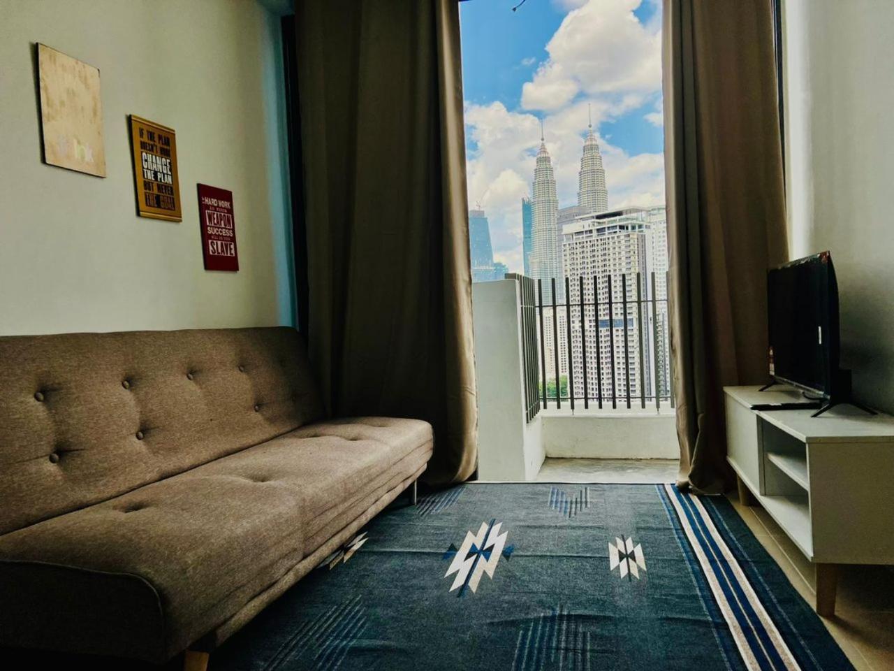 The Luxe Colony Skypool By Tasu Home Kuala Lumpur Dış mekan fotoğraf